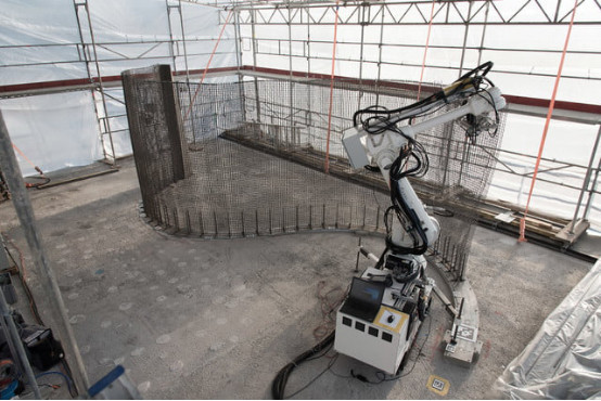 瑞士科学家利用3D打印和机器人建房